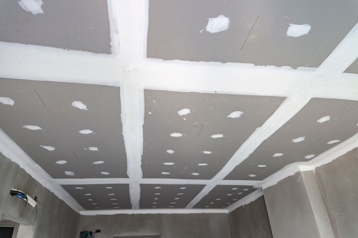 Process of ceiling house construction